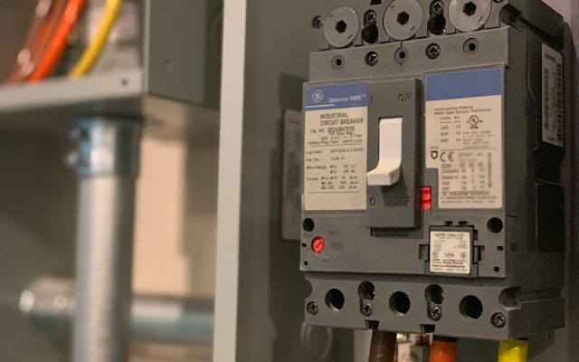NEN 3140 en NEN 50110: wat houden deze keuringen in?